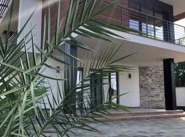 Продам дом в стиле Hi-Tech в АдлереШикарные видовые характеристики...