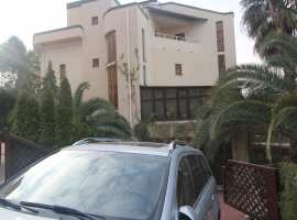 Предлагается к продаже элитный коттедж в микрорайоне Бытха в Сочи в...