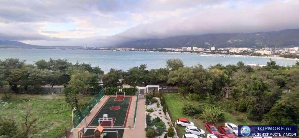 прямой вид на набережную, море, горы.Квартира на первой береговой линии с прямым видом на бухту и горы, до пляжа 50... - 2