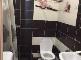 Продаю квартиру-студию, на втором этаже, в 5- ти этажном жилом доме...