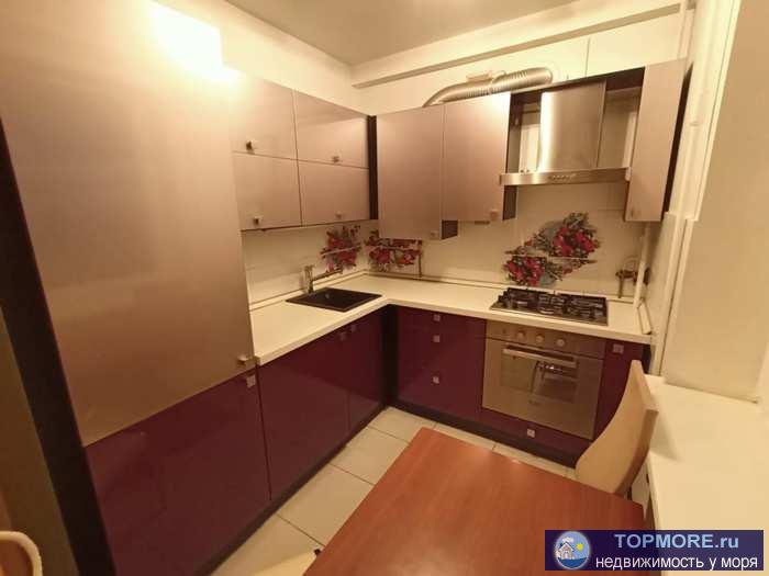 Сдается длительно 3-х комнатная квартира в Ленинском р-не г. Севастополя. Прекрасное расположение в историческом...