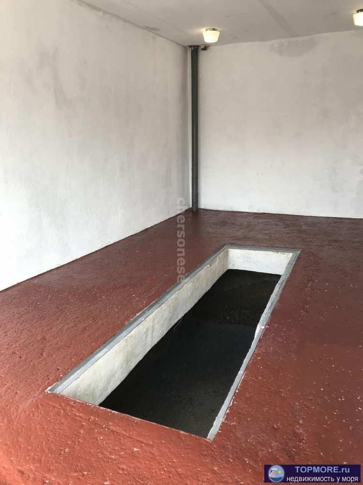 Продается каменный гараж в ГСК-"РИФ".  Оформлен в собственность (приватизирован РФ). Размеры 5.6м х 3.3м.,... - 2