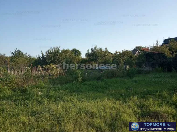 Продается  участок на Сапун - горе . 4,36 соток. Вдоль участка стоит газовая труба ( газ не проведён на участок ) .... - 2