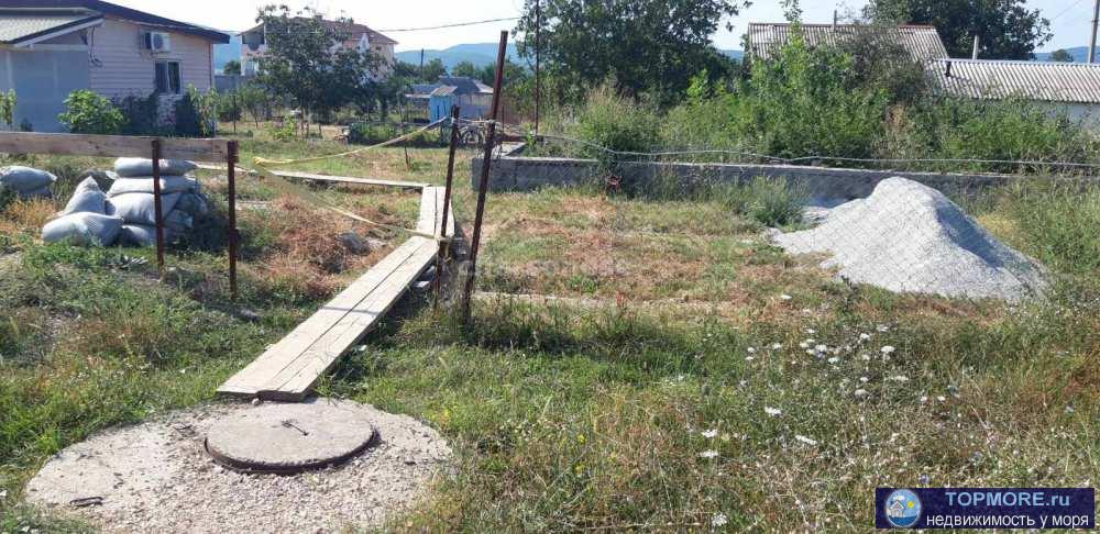 Предлагаем к продаже участок в "Крымской швейцарии"-Байдарской долине в с. Орлиное.  Участок ровный, общей... - 2