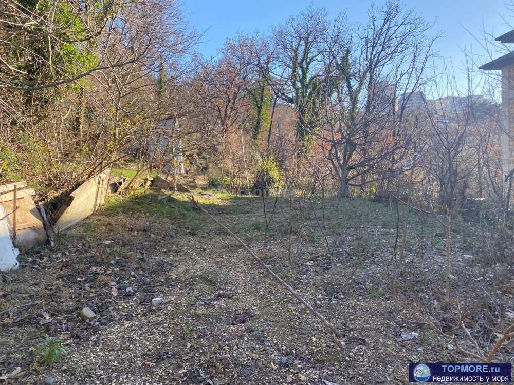 Эксклюзивный земельный  участок в Большой Ялте пгт. Массандра, площадью 8 соток. Расположен в районе ул. Винодела...