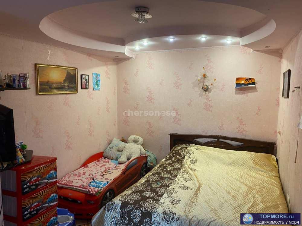 Срочная продажа.  Продается трехкомнатная квартира с косметическим ремонтом. В тихом, спокойном районе.  Отличная... - 2