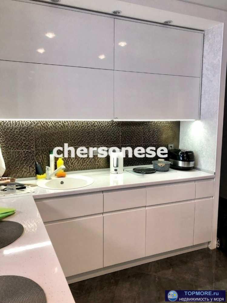 Предлагается к продаже просторная, видовая квартира у моря!  Квартира находится в закрытом элитном комплексе Рашад в... - 2