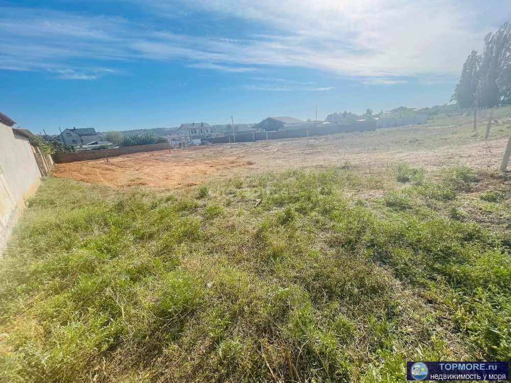 Продаётся земельный участок Ижс 4 соток, в Орловке , все коммуникации по границе, межевание проведено, участок... - 2