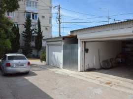 Продаётся капитальный, каменный гараж 21 м2 ул. Колобова, рядом с...