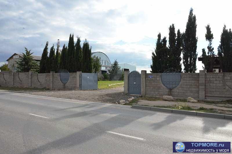 Продается участок 1,5 Га (15 000 кв.м.) на ул. Шабалина. Участок ровный, закрытая территория, по периметру...