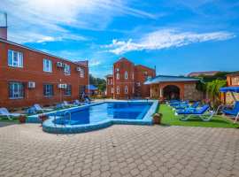 Действующий бизнес на берегу Азовского моря - действующий гостевой...