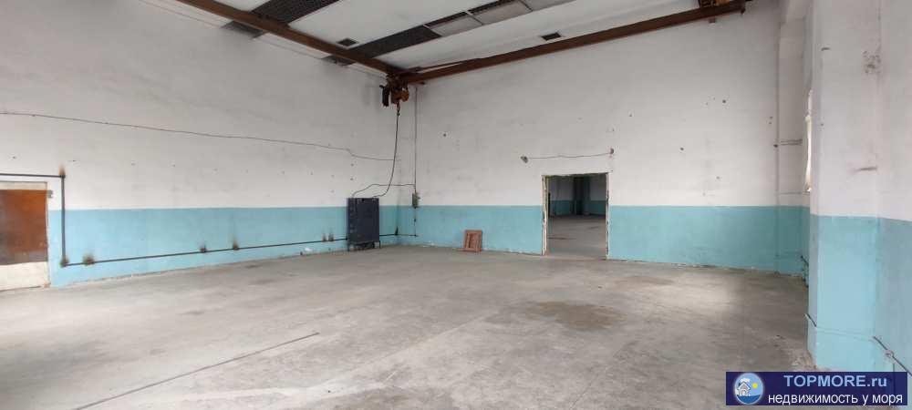 Сдам склад в долгосрочную аренду, собственник.  Производственно-складское помещение общей площадью 715.1(556.5 +... - 5