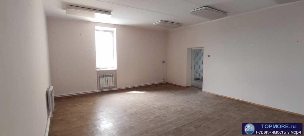 Сдам офис в долгосрочную аренду, собственник.    Просторный офис, который идеально подойдет для прямого назначения.... - 3