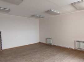 Сдам офис в долгосрочную аренду, собственник.

Просторный офис,...