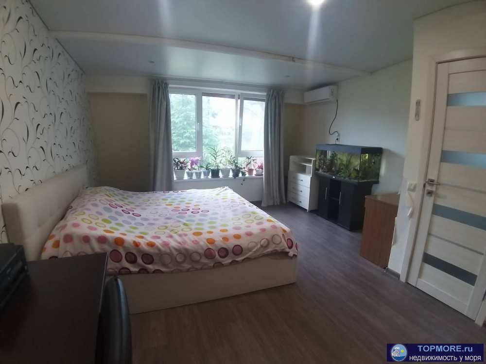 Лот № 48776. Продаётся комфортабельная двухуровневая квартира в Центральном районе города Сочи, в микрорайоне... - 1