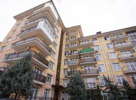 Лот № 153029.      Продаю евродвушку в уютном, спальном жилом...