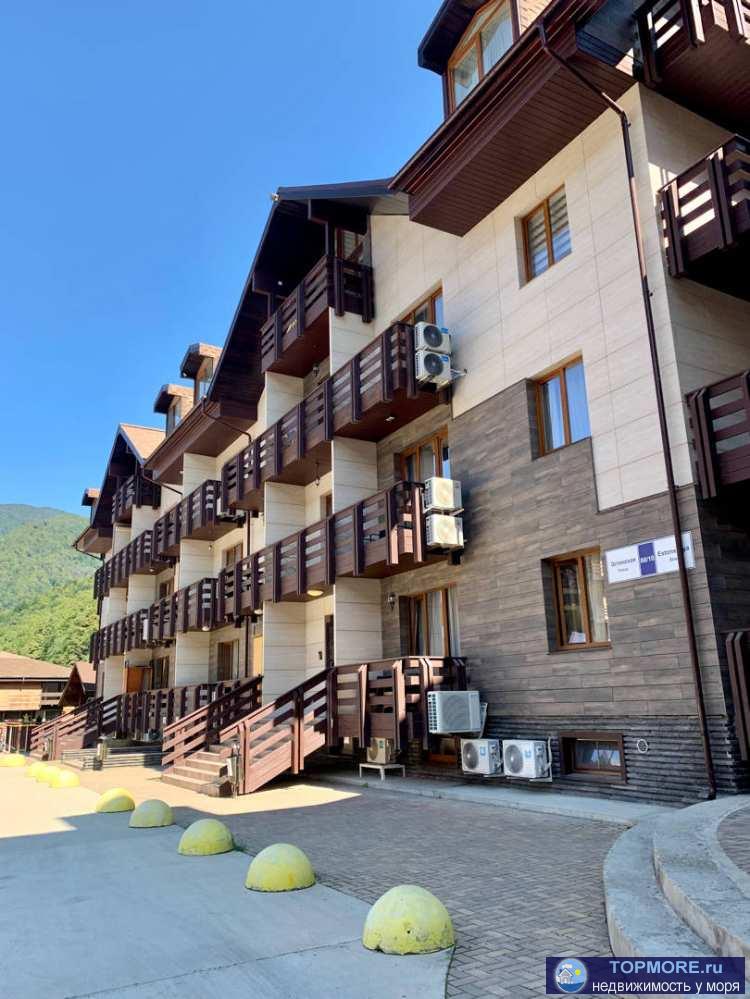 Лот № 158626. Продаётся Евродвушка с большим балконом 8 кв. с красивым видом, в единственном доме бизнес класса в п....