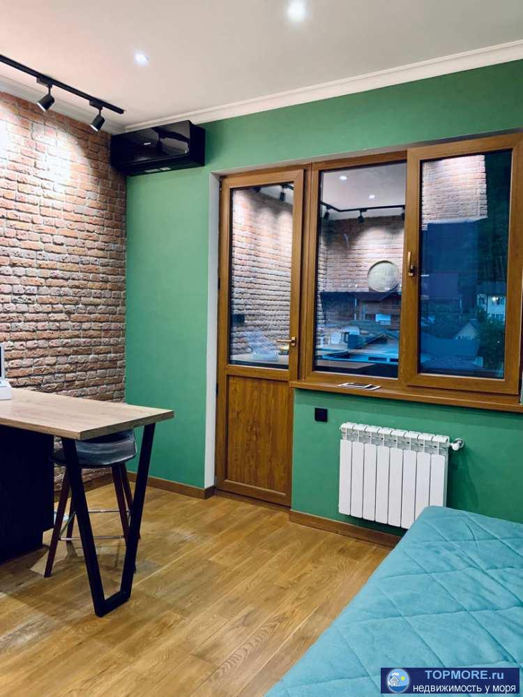 Лот № 158626. Продаётся Евродвушка с большим балконом 8 кв. с красивым видом, в единственном доме бизнес класса в п.... - 2