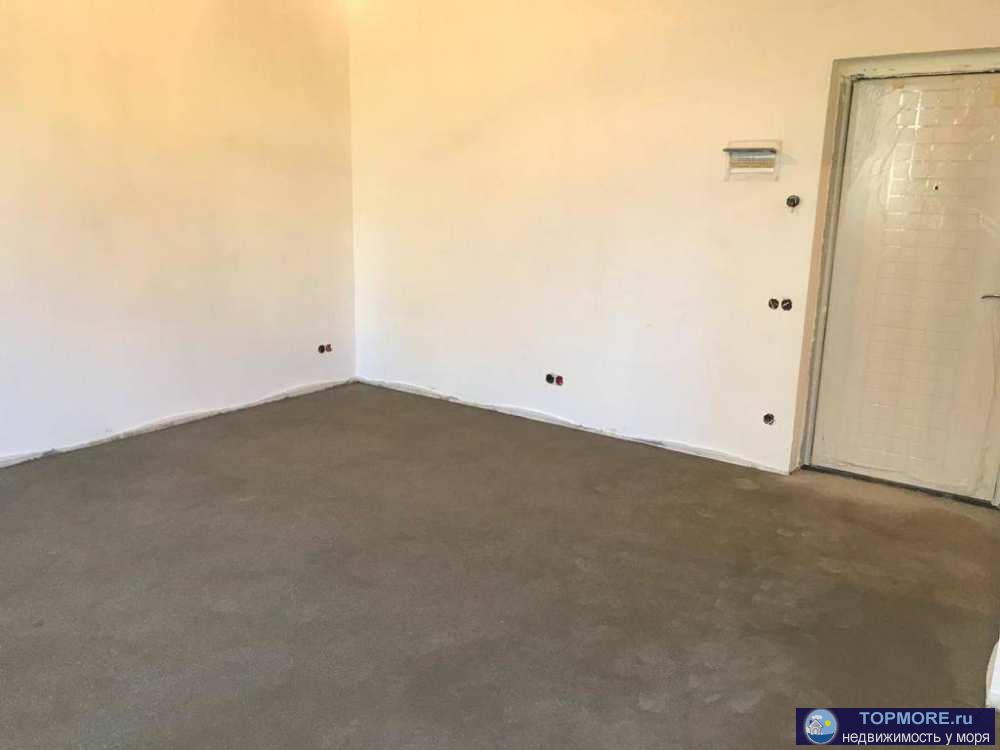 Лот № 157146. Добрый день! Продаю квартиру в предчистовой отделке, статус квартира! Своя огороженная территория.... - 1