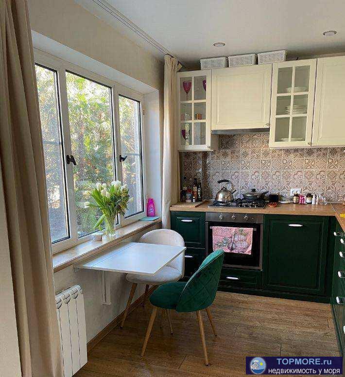 Продам трехкомнатную квартиру большой площади. Отличный ремонт, мебель и техника остаются. Две изолированные спальни.... - 1