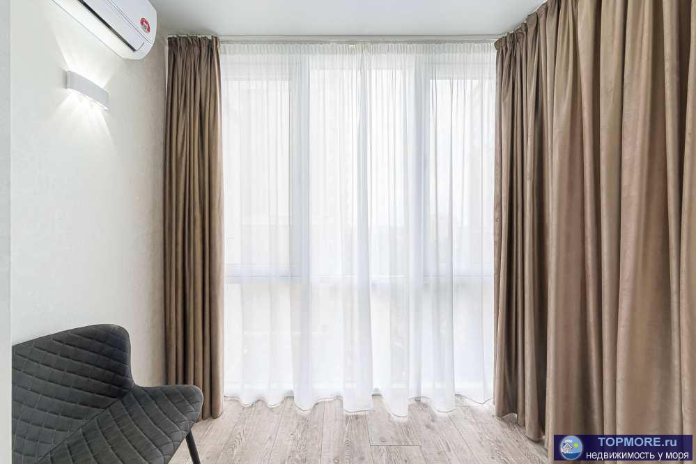 Лот № 154393. Продаю квартиру с новым Дизайнерским ремонтом.  Две просторные спальни и кухня гостиная с выходом на... - 2