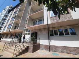 Продаётся 1 комнатная квартира в 250 м от пляжа! С ремонтом и...