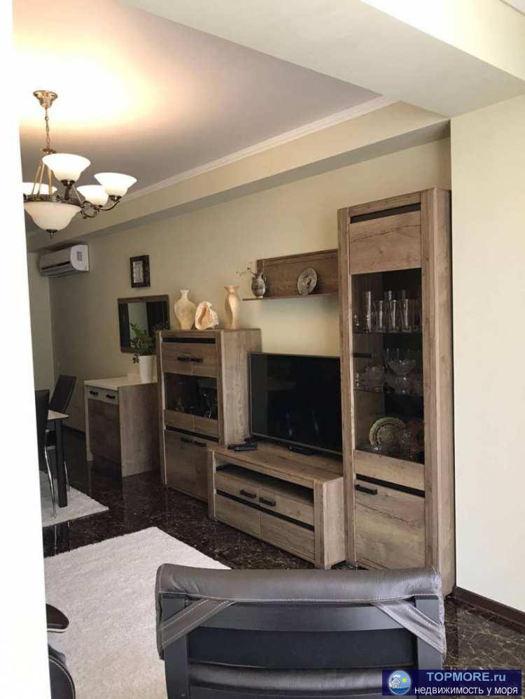 Лот № 153793. Роскошная квартира в доме бизнес-класса. Удобная планировка - 2 спальни и просторная кухня-гостиная. В...