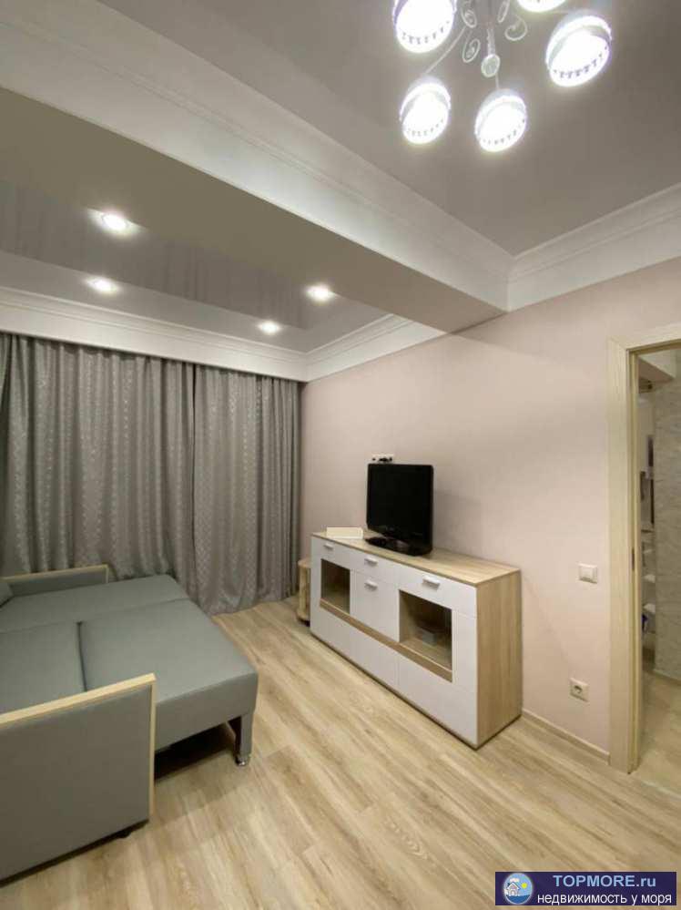 Лот № 155335. Продаю уютную 1-квартиру 32.4 кв.м на 7 этаже 12 этажного монолитного дома, с евроремонтом и мебелью, в...