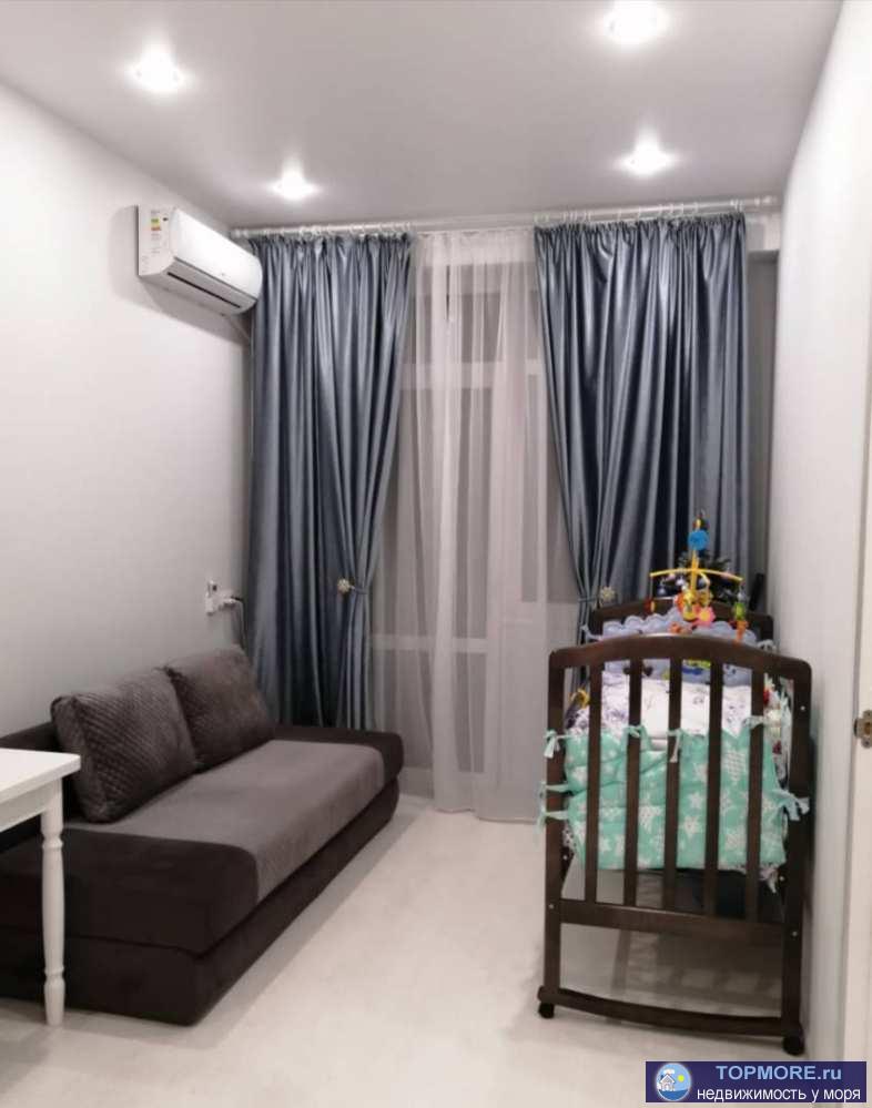 Лот № 153889. Продается светлая квартира 34,1 кв.м. 2 окнаСтатус квартира.дом давно сдан.Вид на лес.2 комнаты: кухня...