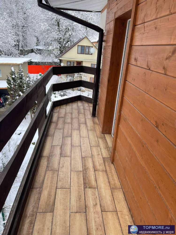 Продаю однокомнатную квартиру-студию с дизайнерским ремонтом и шикарным видом на горы. Высокие потолки. Квартира в...