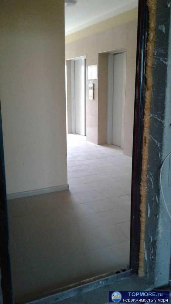 Лот № 156316. Квартира 33 м2 с двумя световыми точками, с балконом с видом в сторону моря, 15/17 этаж,... - 1