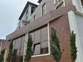 Лот № 155800. Жилой комплекс состоит из четырех  клубных домов,...