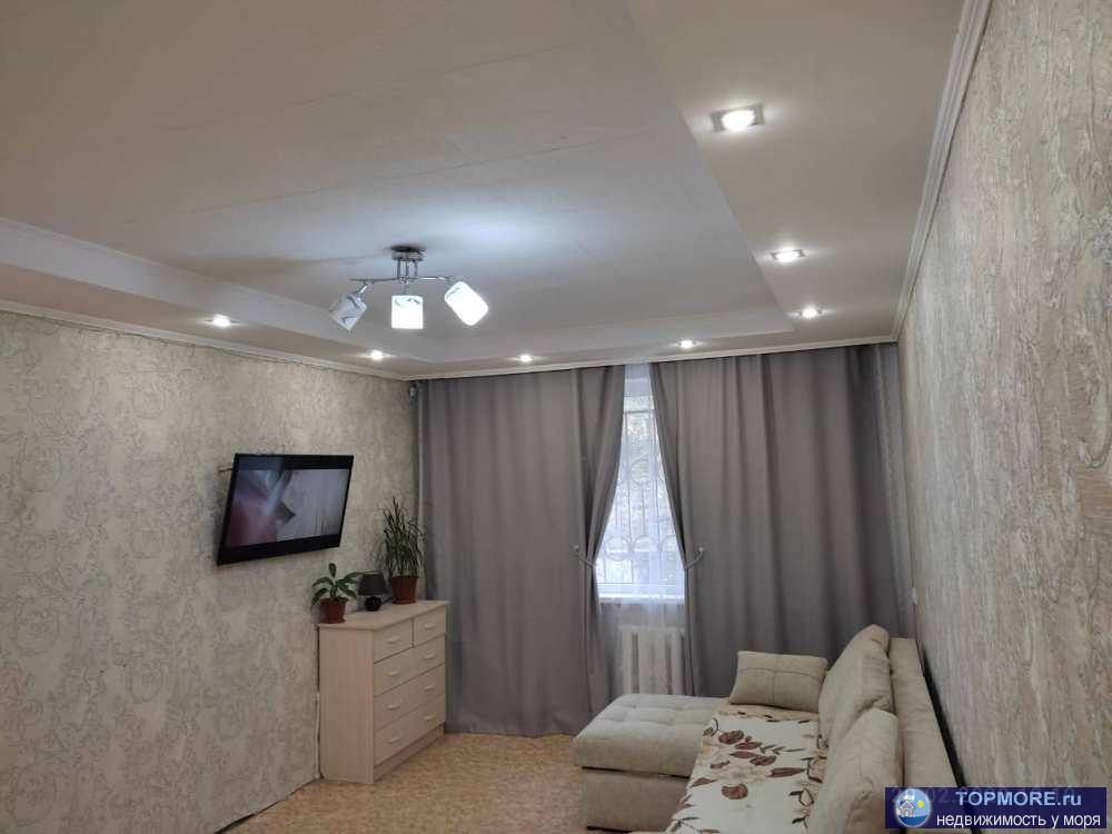 Лот № 155742.  Двухкомнатная  квартира в спальном районе города с ремонтом,мебелью и техникой.Школы,садики,остановка... - 1