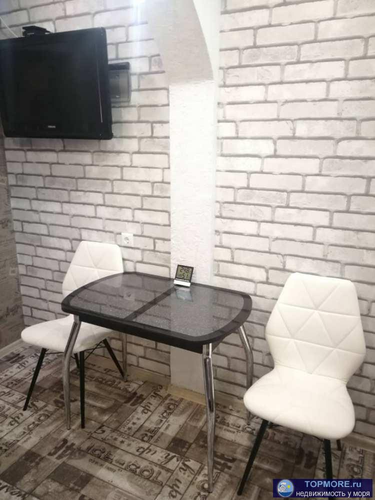 Лот № 155742.  Двухкомнатная  квартира в спальном районе города с ремонтом,мебелью и техникой.Школы,садики,остановка... - 2