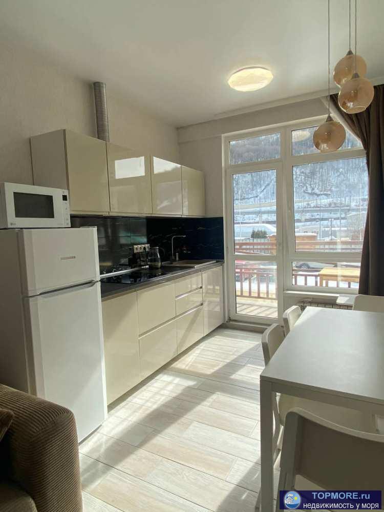 Лот № 153320. Срочно продам отличную квартиру в самом центре Красной поляны в районе Эсто-Садок. Общая площадь - 42,9...