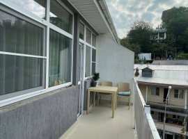 Лот № 153103. Продаю студию с ремонтом. При желании можно отделить...