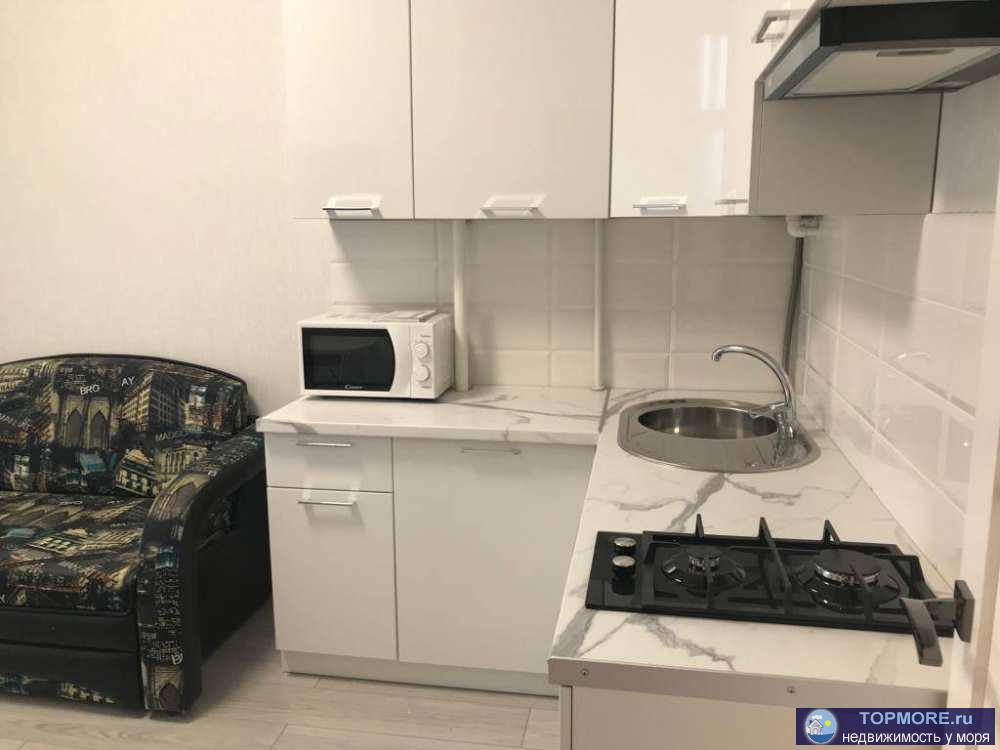 Лот № 153778. Продаю квартиру 41 м2 с балконом с видом на центр Адлера, с новым ремонтом, мебелью, техникой. Квартира...