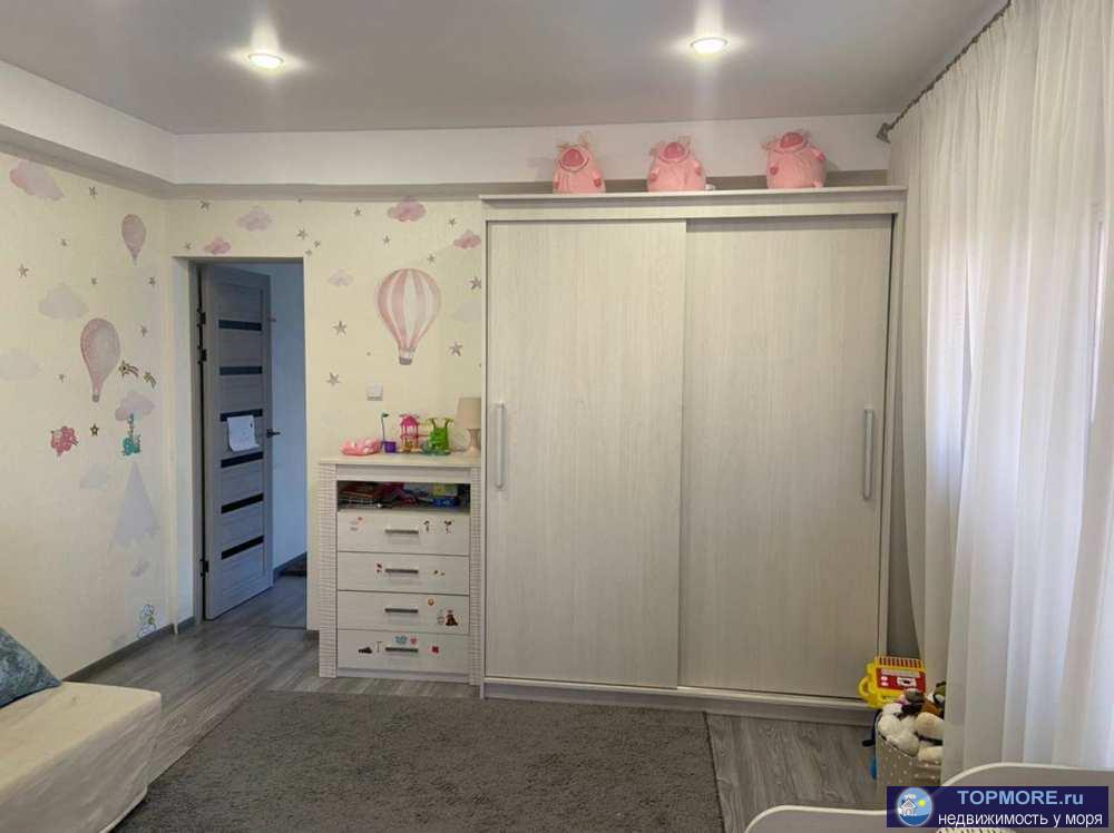 Лот № 153603. Продаю уютную квартиру 90 кв.м. в Адлере, в 5 минутах ходьбы от моря. Квартира на втором этаже 4... - 1