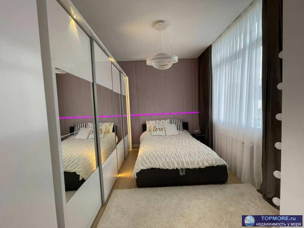 Лот № 152734. Продается квартира в самом центре города Сочи в прекрасном доме. На нижних этажах здания расположена... - 2