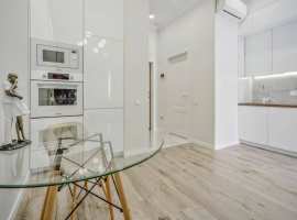 Лот № 158900. Светлая уютная квартира у Моря в жк Посейдон!...