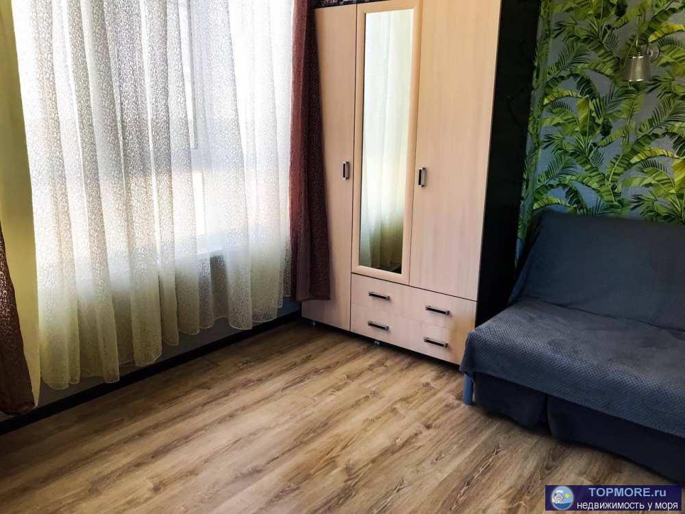 Продается уютная однокомнатная квартира в жк Прохладная Долина. Квартира расположена на 3 этаже, но входная группа... - 2