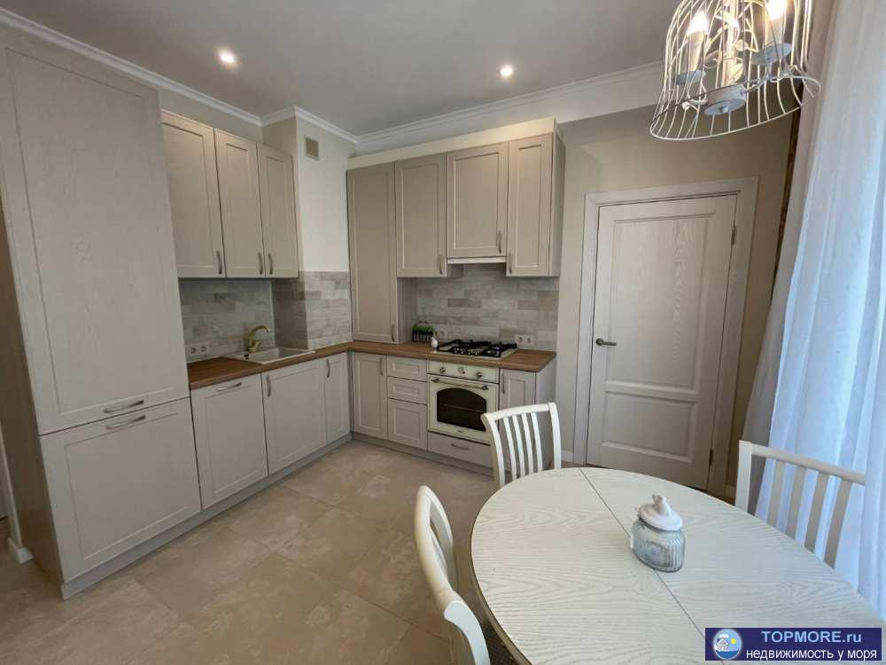 Лот № 157780. Продается квартира в центральном районе города Сочи, в шаговой доступности от моря. - Жилой комплекс... - 1