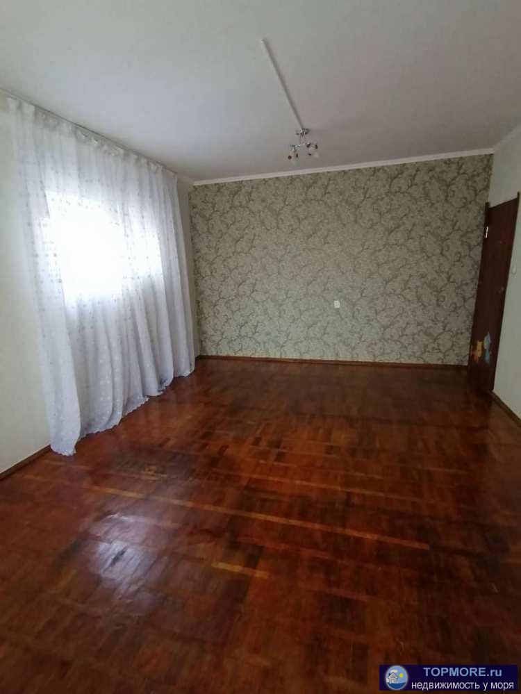 Лот № 159976. Большая двухкомнатная квартира с ремонтом, тремя закрытыми лоджиями, в районе Блиново. Статус квартира,...