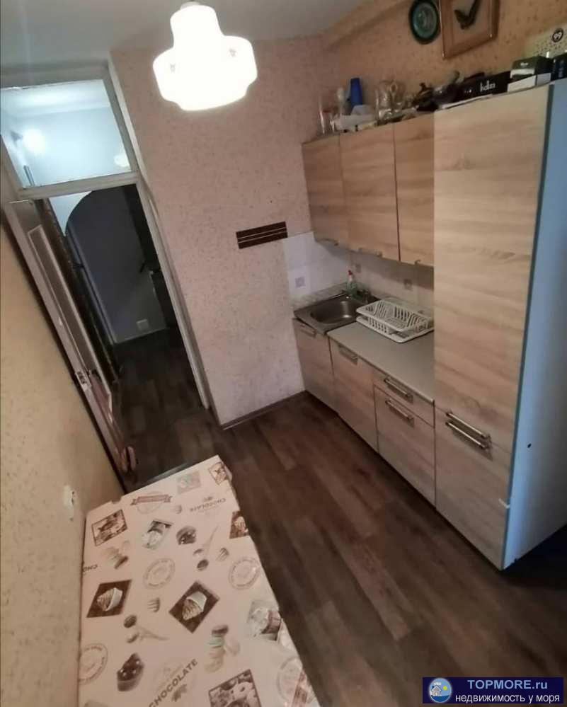 Лот № 159976. Большая двухкомнатная квартира с ремонтом, тремя закрытыми лоджиями, в районе Блиново. Статус квартира,... - 2