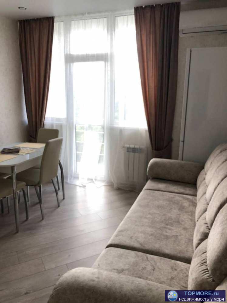 Лот № 157481. Продается евродвушка на высоком этаже с хорошим ремонтом, мебелью и техникой. Все что нужно для...