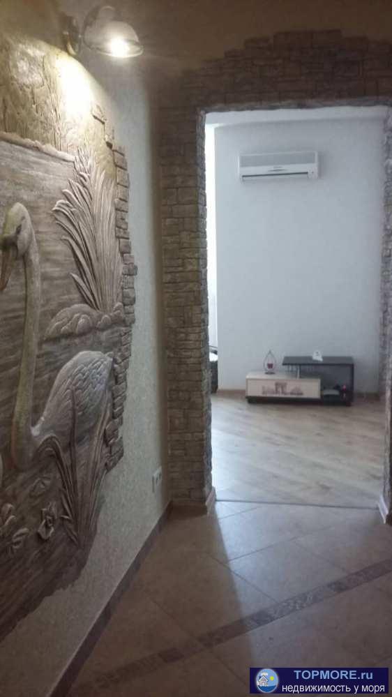 Лот № 98796. Продаётся уютная двухкомнатная квартира в Сочи на Виноградной улице в Новом Сочи. В квартире выполнен...