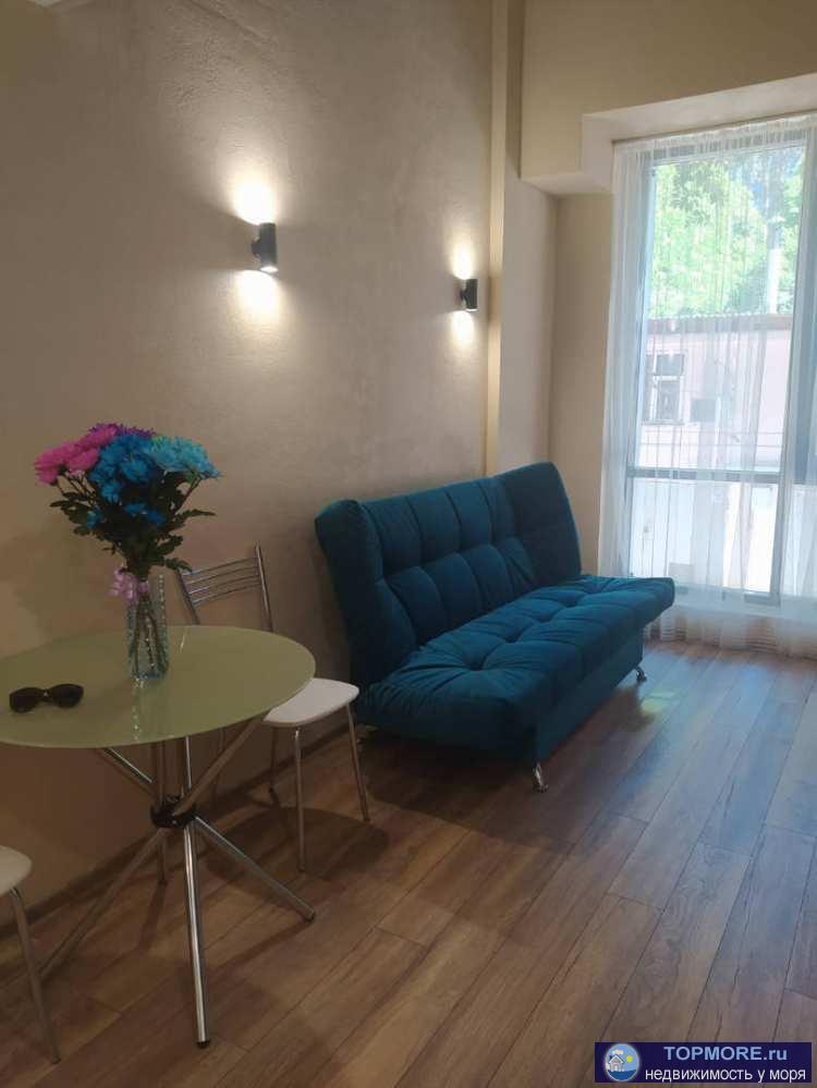 Комплекс расположился в самом сердце района Макаренко. Сочинцы любят его за тишину, обилие зелени и размеренную жизнь...