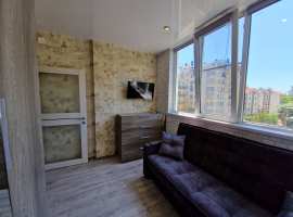 Продаётся квартира, 500 м до моря.
32 кв м, 2 комнаты, отдельно...