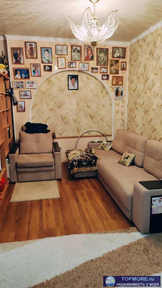 Лот № 160791. Продаю однокомнатную квартиру 37,2м2, студия. Выделена зона кухни и комната. Теплая, светлая и уютная... - 1