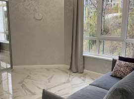 Лот № 161229. Продаю светлую и просторную 1-комнатную квартиру.
С...